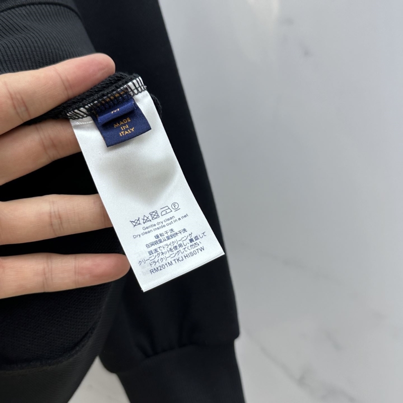 l0vis Vvtt0n t-shirt